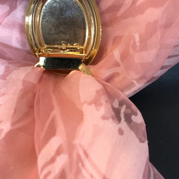 Pearl Scarf Clip, Gold Tone Oval Retro Vintage Office Siren Regency - Picture 7 of 7